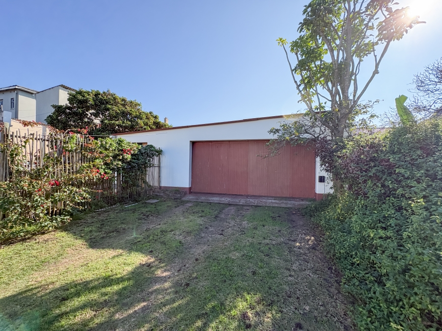 5 Bedroom Property for Sale in Quigney Eastern Cape
